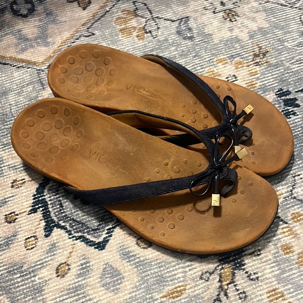 Vionic Denim Bella Toe Post Sandal